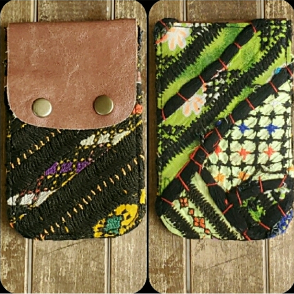 🍳🧠 Free People Boho Embroidered Repurposed vtg banjara hippie Wallet card case
